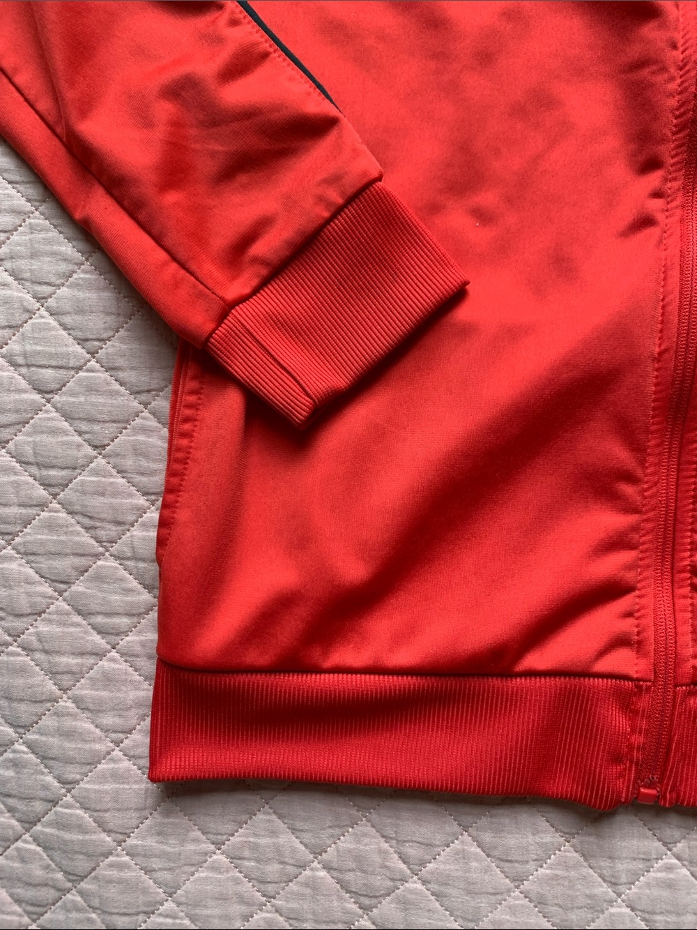 PUMA - Red Black Colorblock Full-Zip Hooded Track Jacket – Youth Size XL (18-20 - Picture 8 of 15